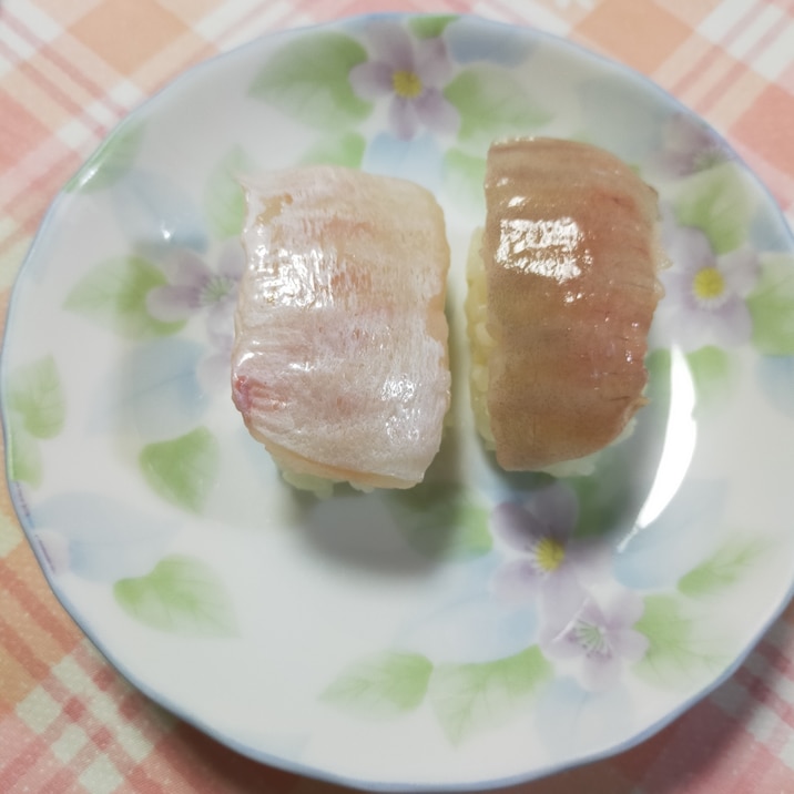 おにぎり感覚で簡単、握り寿司。家で握って♪♪